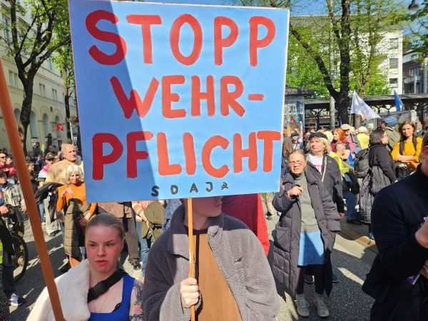 Antikriegstag 2025 in Hamburg: gegen die Wehrplicht